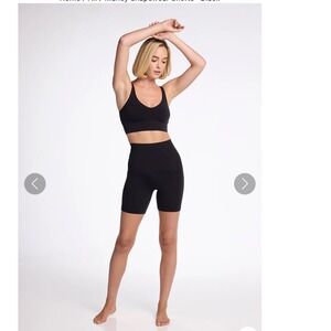 Woolx Seamless High-Waist Shaping Bike Shorts - Black